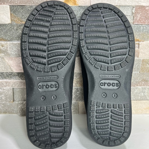 Crocs size 8 Slip On Loafer - Picture 2 of 2